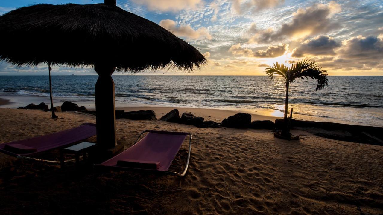 Residence Hoteliere Du Phare Libreville Zewnętrze zdjęcie