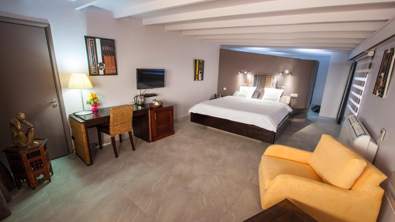Residence Hoteliere Du Phare Libreville Zewnętrze zdjęcie