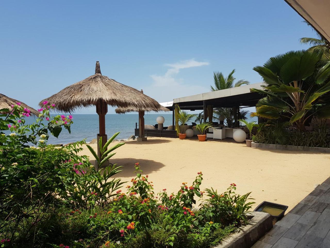 Residence Hoteliere Du Phare Libreville Zewnętrze zdjęcie