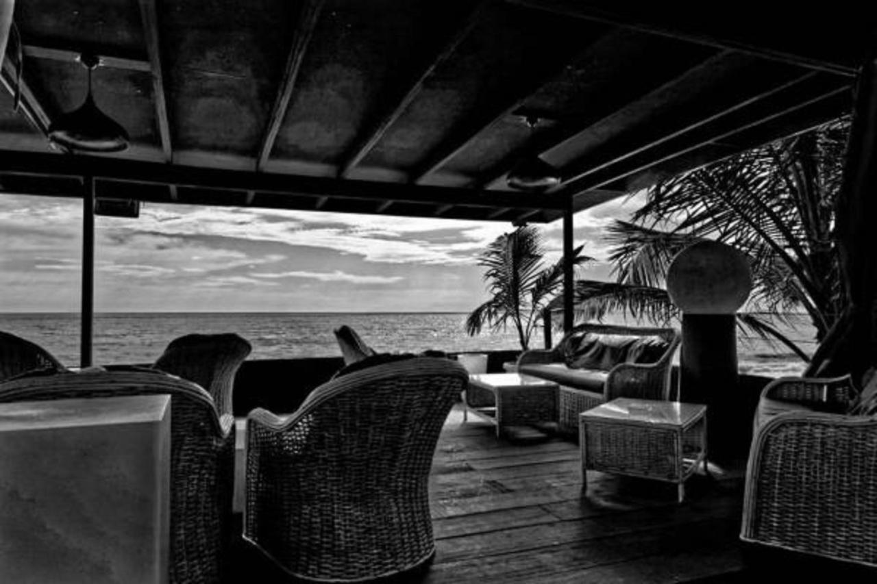 Residence Hoteliere Du Phare Libreville Zewnętrze zdjęcie